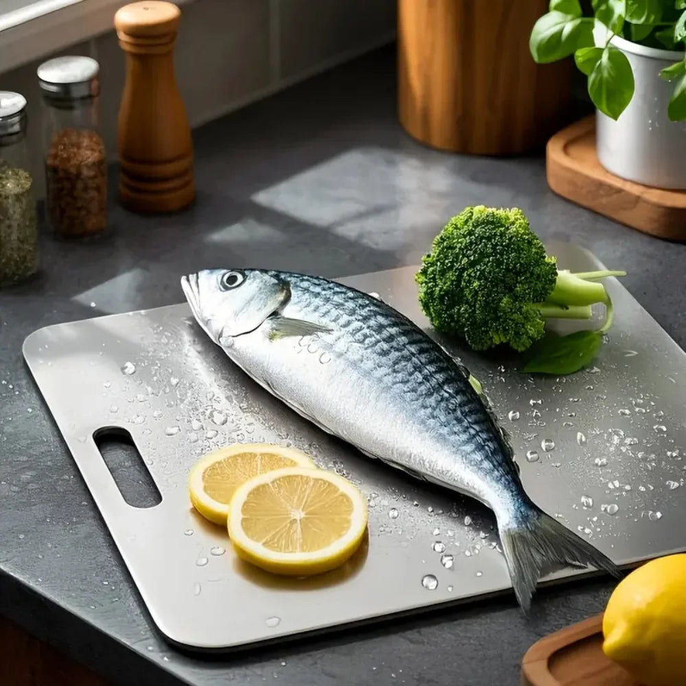 Titanium cutting board, kitchen cutting board, double-sided food-grade titanium cutting board, used for cutting meat, fruits and