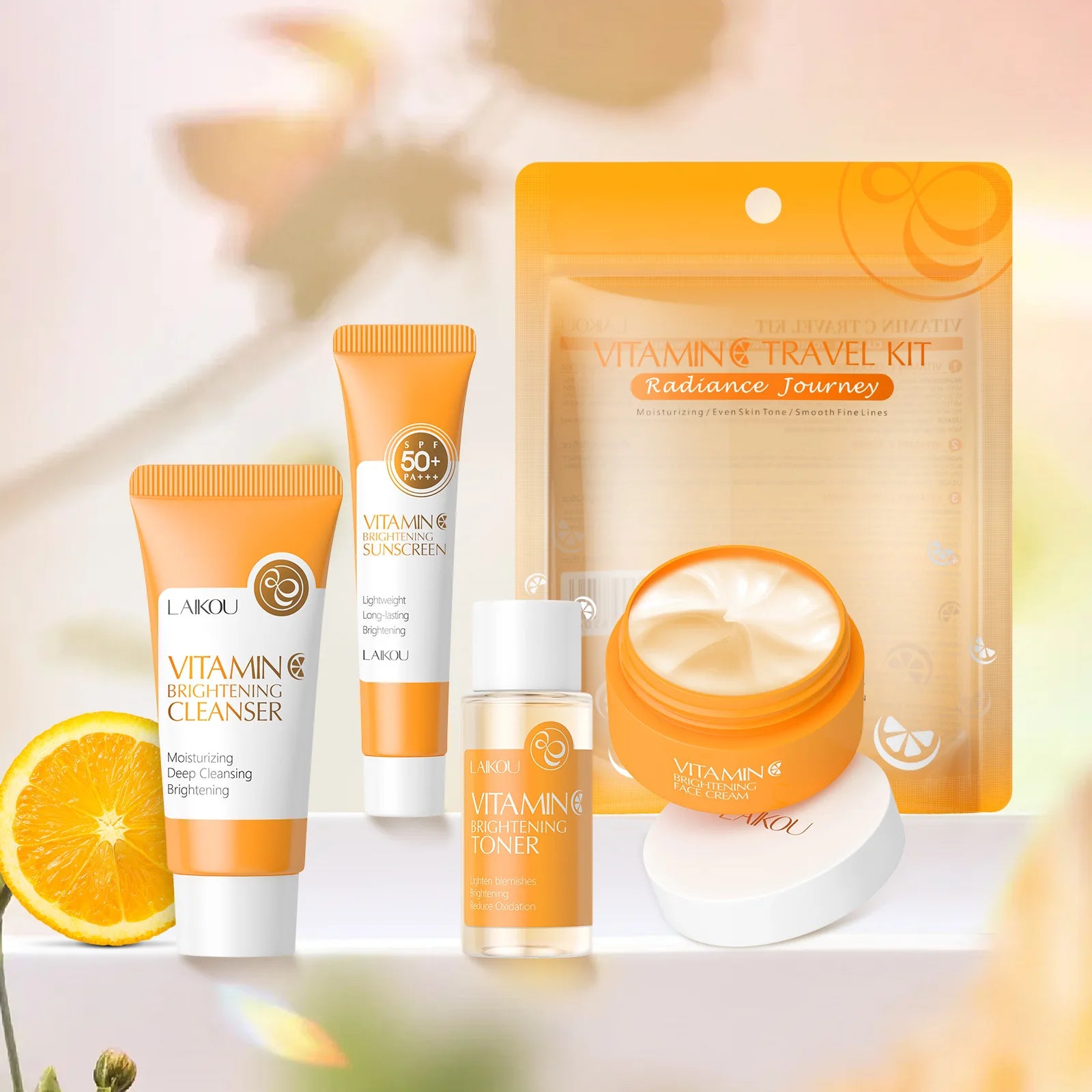4pcs Vitamin C Skin Care Sets Face Cream Facial Cleanser Essence Spf 50+ VC Sunscreen Moisturizing Refresh Face Care travel Suit