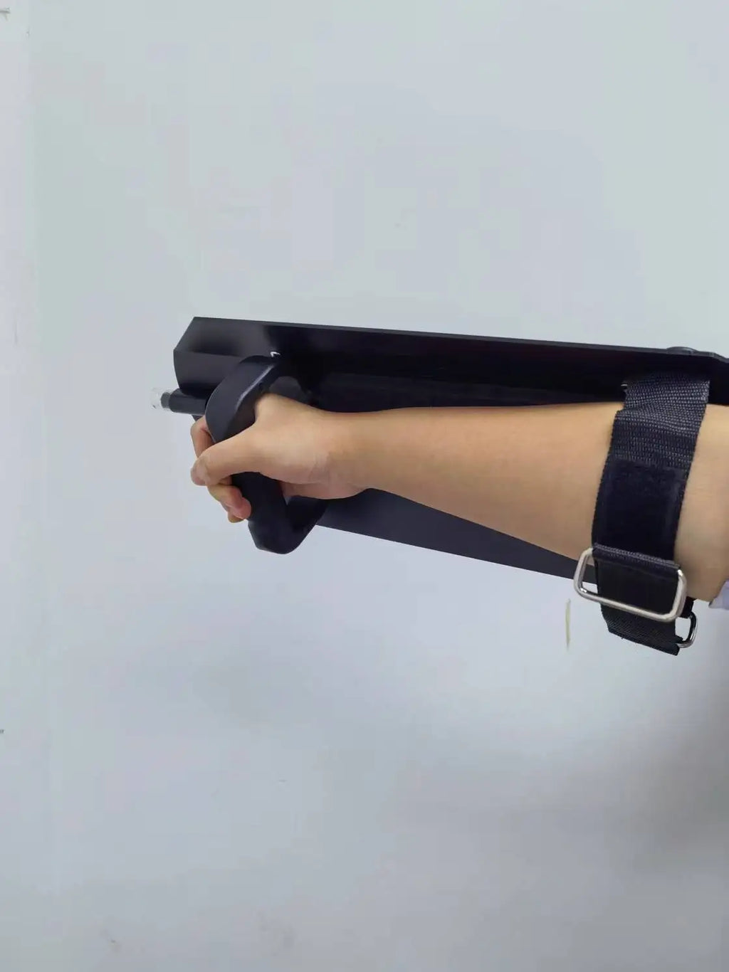 Self Defense Shield Gadgets Personal Security Protection Equipment Portable Riot Shield Protective Tools For Men Women Universal