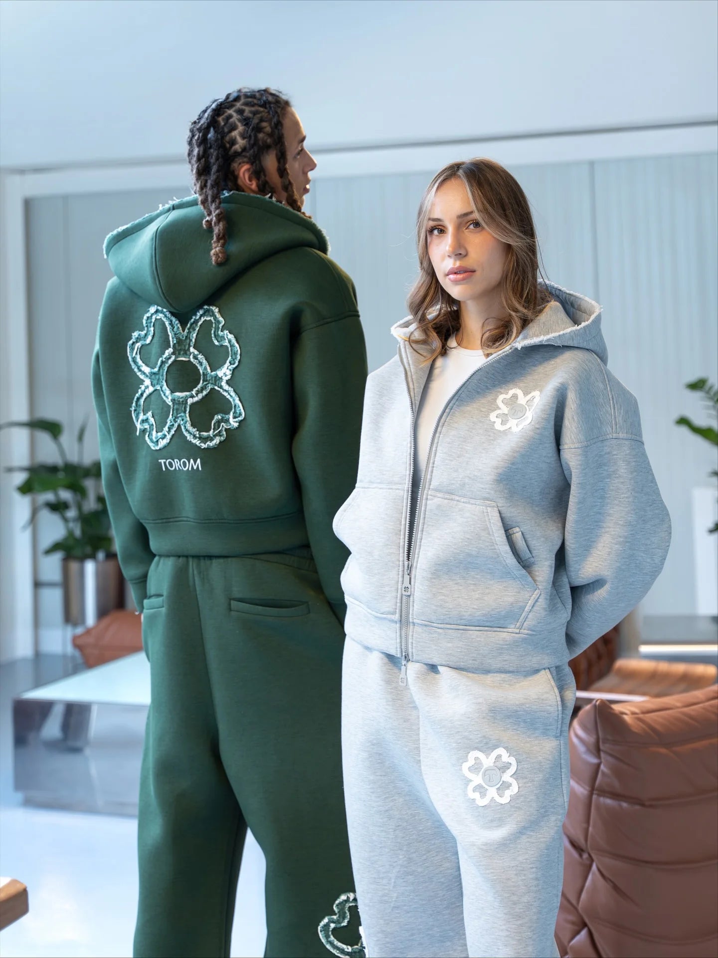 European Street Style Four-Leaf Clover Men's Oversized Activewear Set, Unisex Fit Zip-Up Hoodie Multi-Color Trendy Two-Piece Set