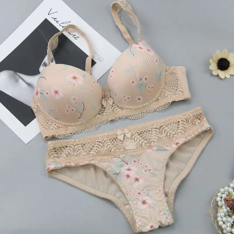 Women's Plus Size Cotton Bralette & Low-Rise Panty Set