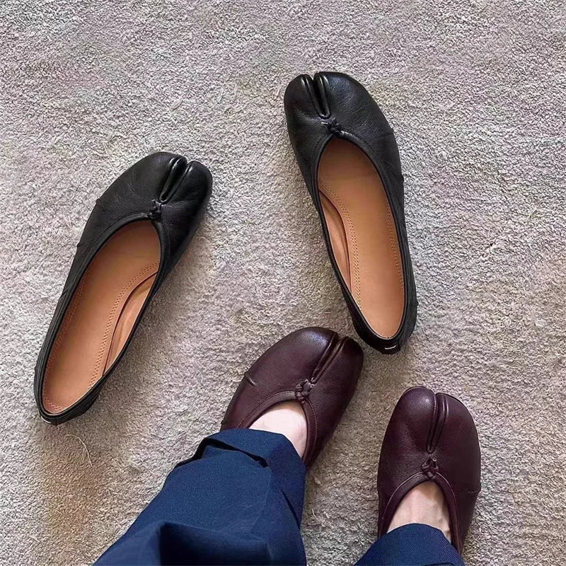 Split Toe Women Ballet Flats Shoes Soft Leather Comfortable Walking Shoes Retro Slip-on Loafers Ladies Casual Luxury Shoes 2026