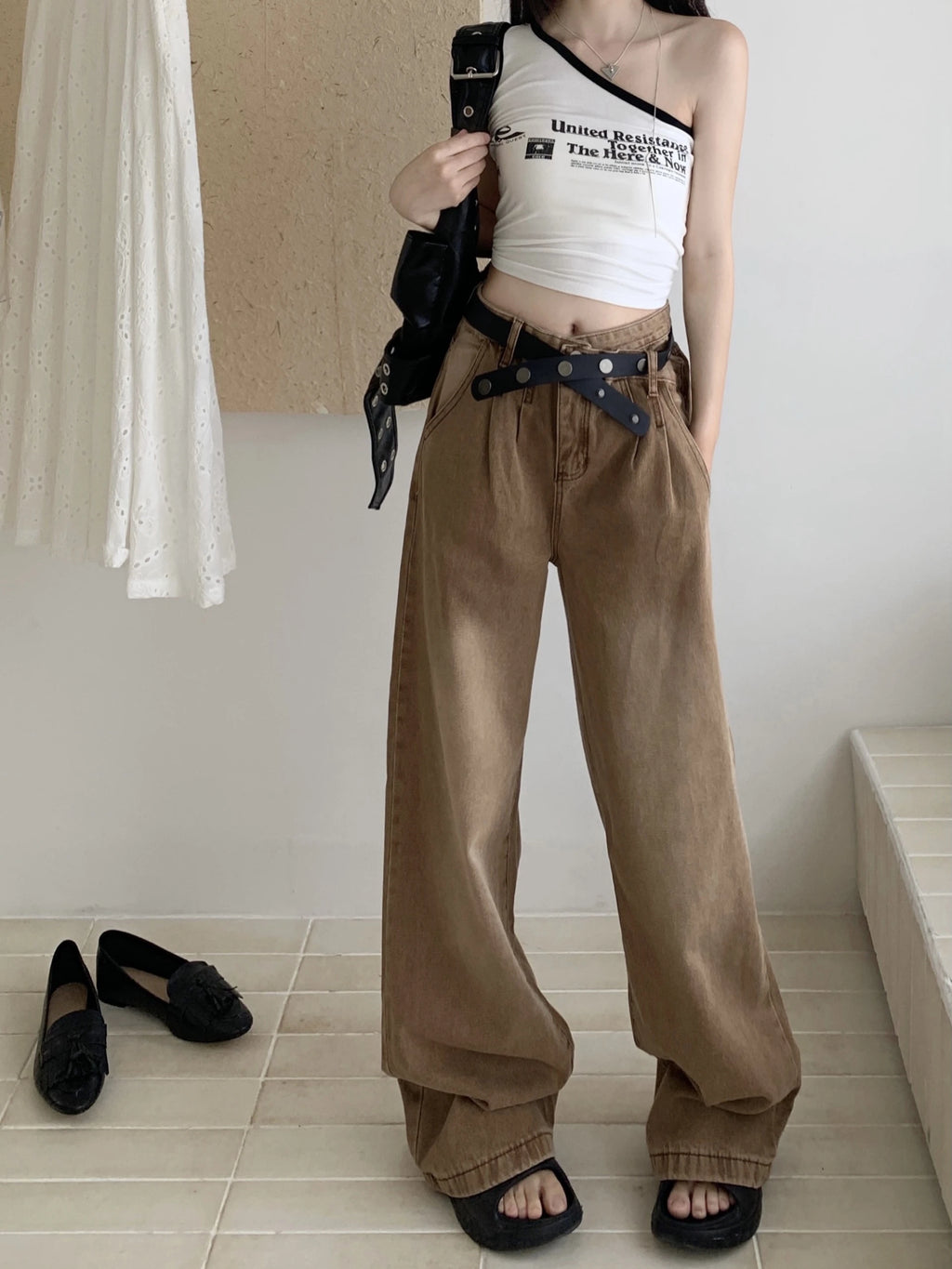 New Solid Color Slim Belt Women Jeans Simple Basic Dark Brown Straight Pants Chicly Fashion Street Casual Loose Woman Jeans