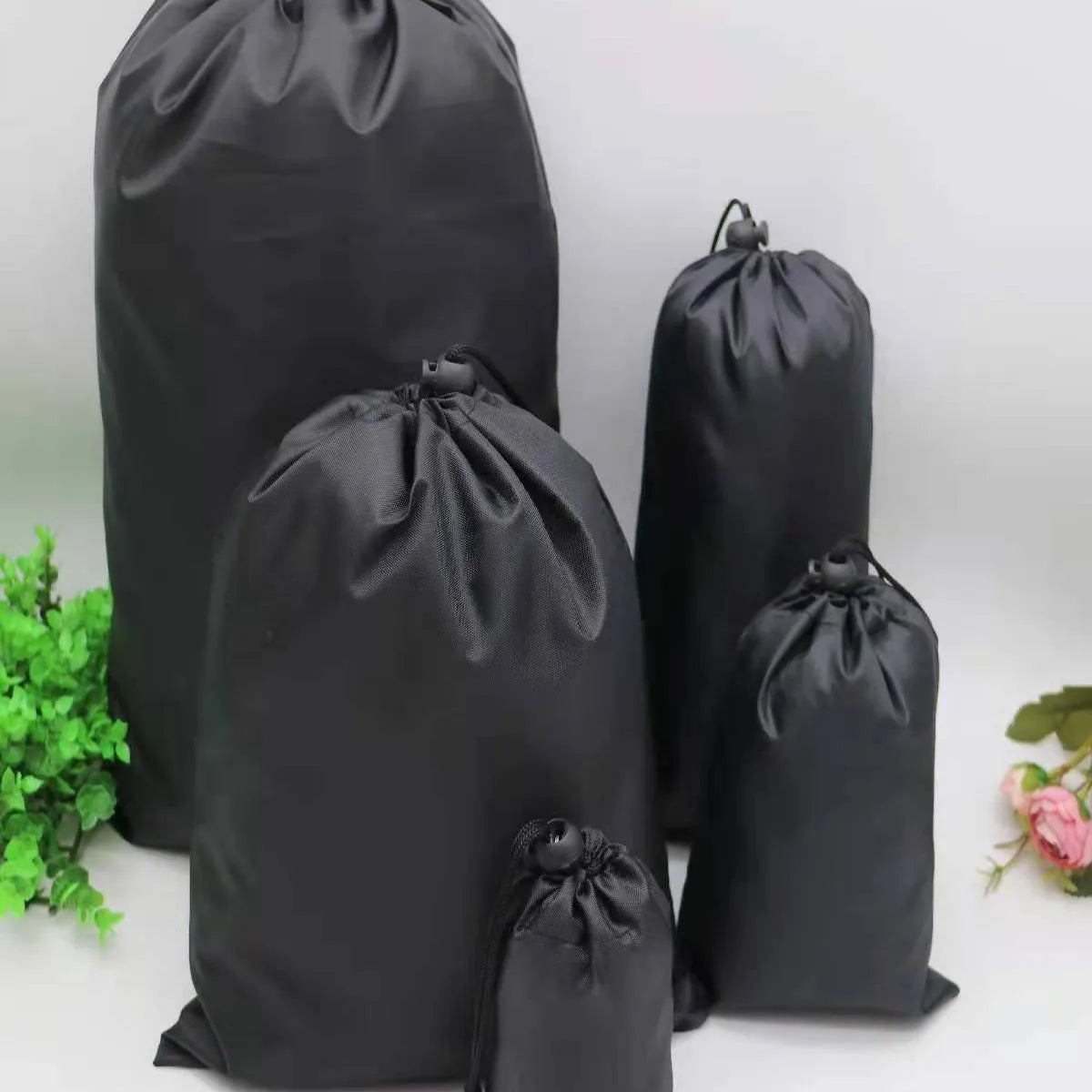 Sacs de rangement en Nylon, sac d'emballage à cordon, housse anti-poussière robuste, poignée en corde Flexible, sac d'organisati