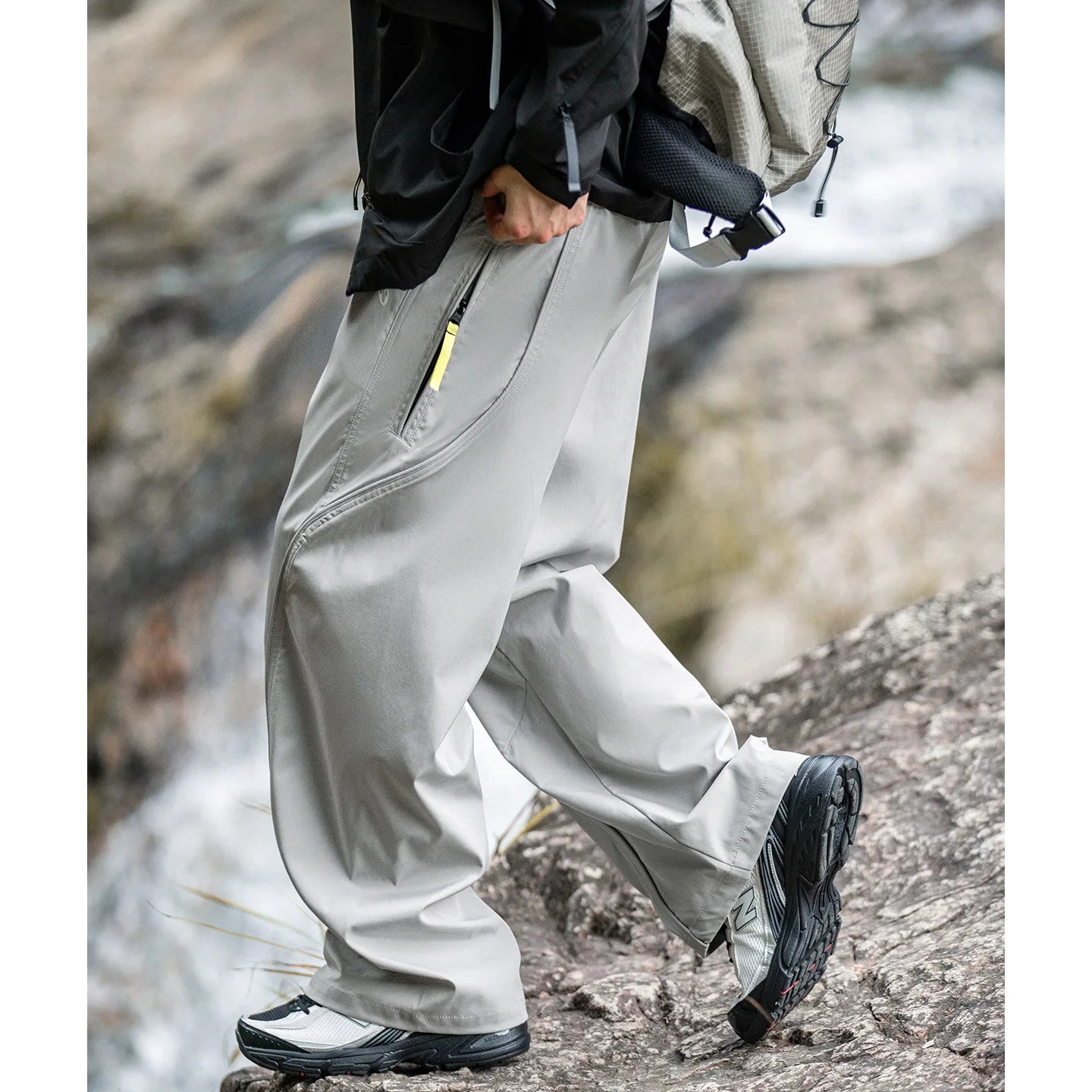 Streetwear Cargo Pants - Waterproof Windproof Fabric with Drawstring Elastic Waist｜Fall 2025 Loose Fit
