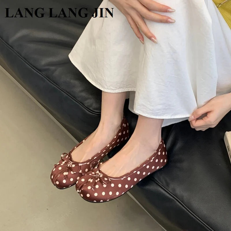 New Brand Women Flats Soft Ballet Shoes Slip On Loafers Soft Moccasins Tabi Ninja Casual Shoes Mujer Ladies Shoes Bow Knot Mujer