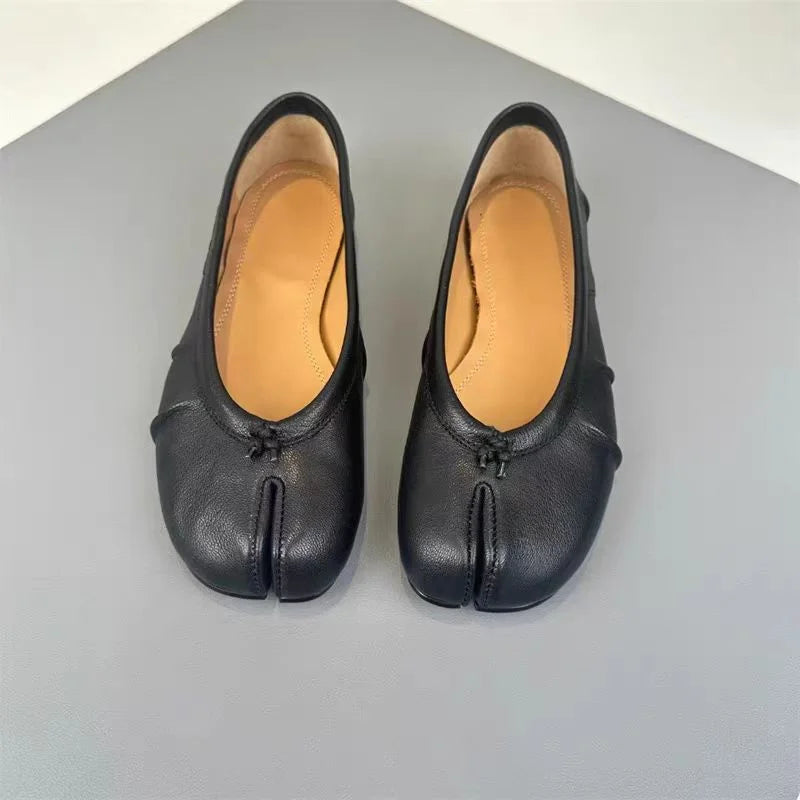 Split Toe Women Ballet Flats Shoes Soft Leather Comfortable Walking Shoes Retro Slip-on Loafers Ladies Casual Luxury Shoes 2026