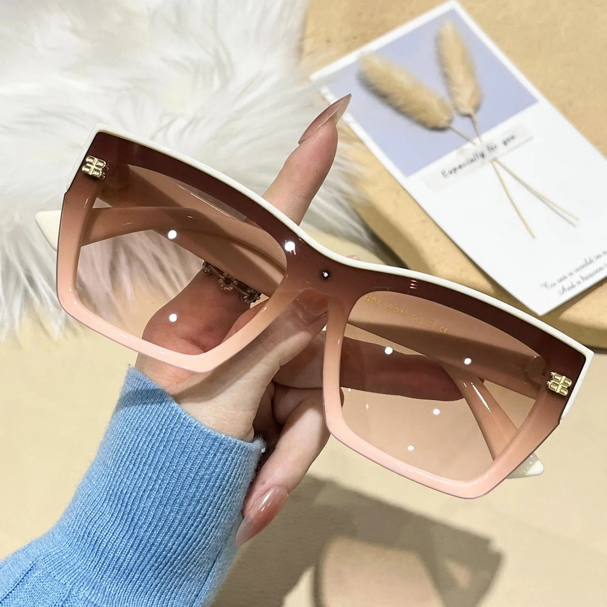European and American retro fashion unisex sunglasses, trendy and versatile, summer sun shading, sun protection, UV resistant su