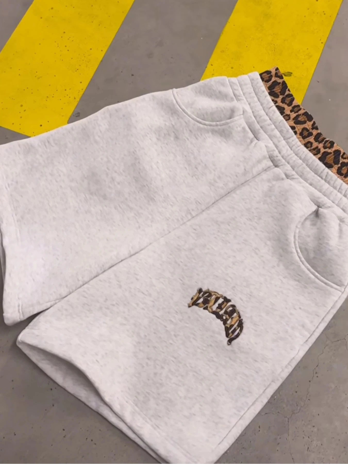 2025 new trendy high-quality cross-border leopard print casual sports men's and women's hooded sweatshirt pants