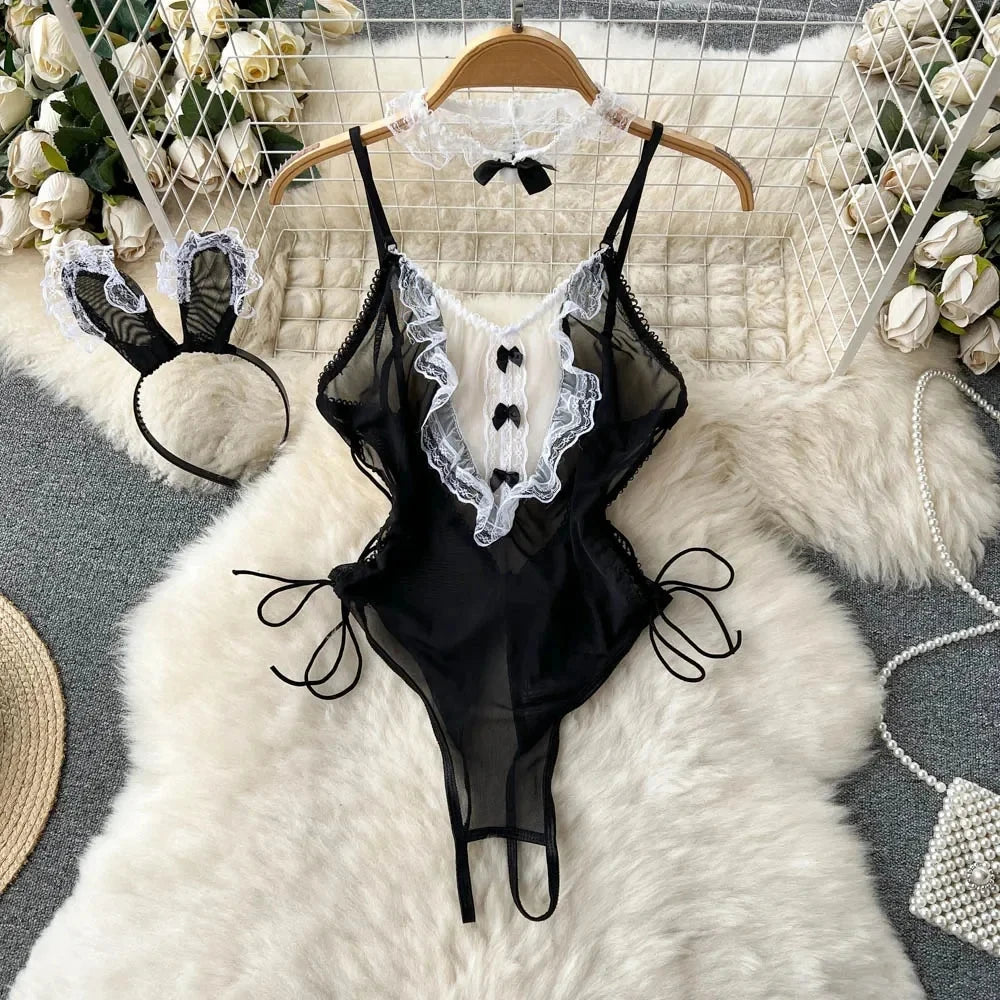 Women's Lingerie Set — Lace Bra, Panty & Suspender Outfit