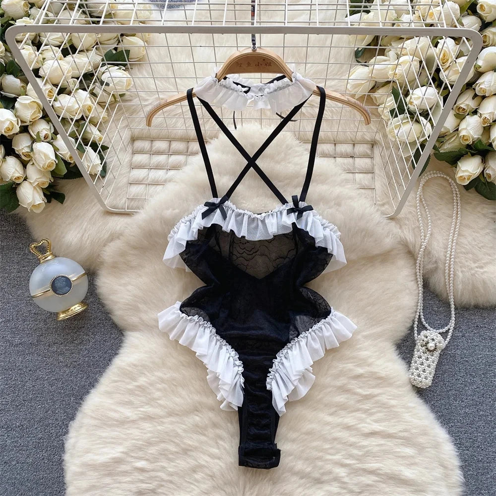 Women's Lingerie Set — Lace Bra, Panty & Suspender Outfit