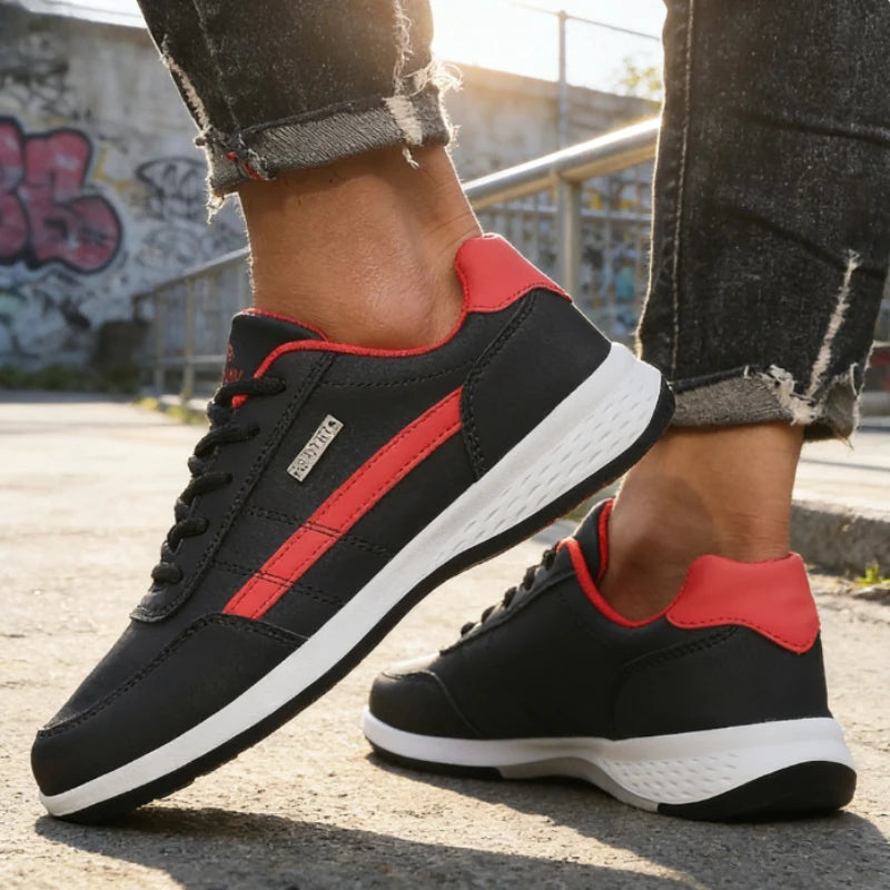 Trendy Men's Sneakers Fashion Non-slip All Black Leather Casual Shoe New Breathable Lightweight Daily Walking Trainers Men Shoes