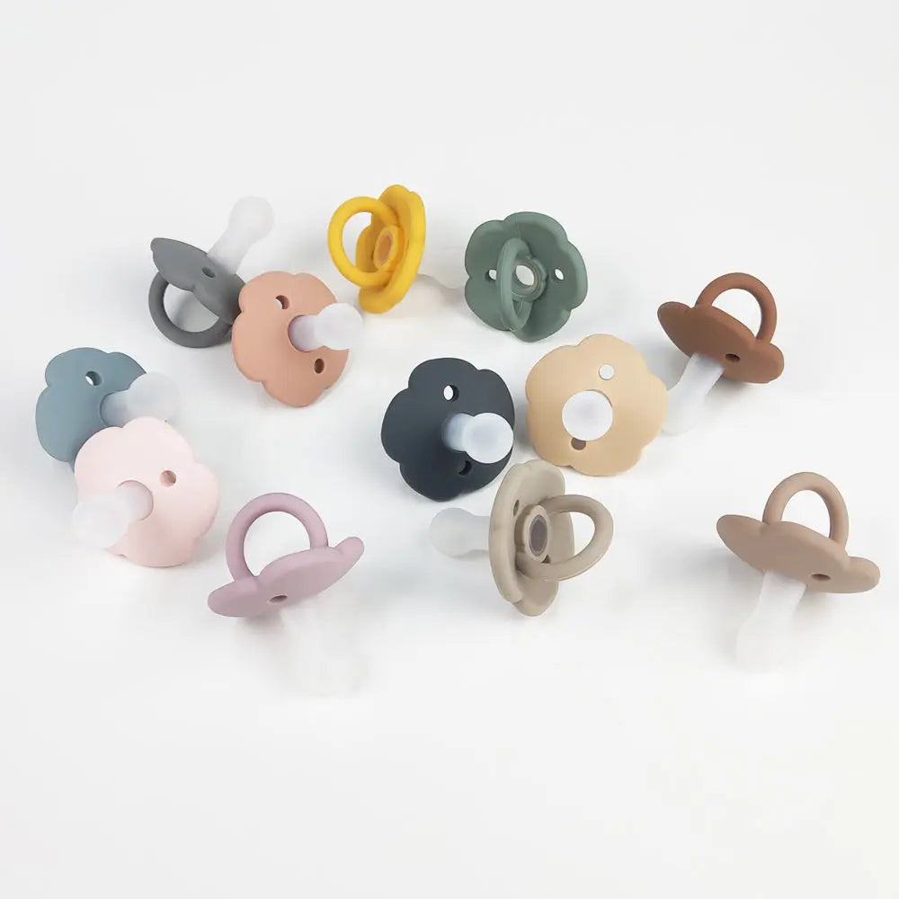 Baby pacifier super soft anti-flatulence, 0-3 to 6 months old imitation breast milk newborn baby sleep artifact