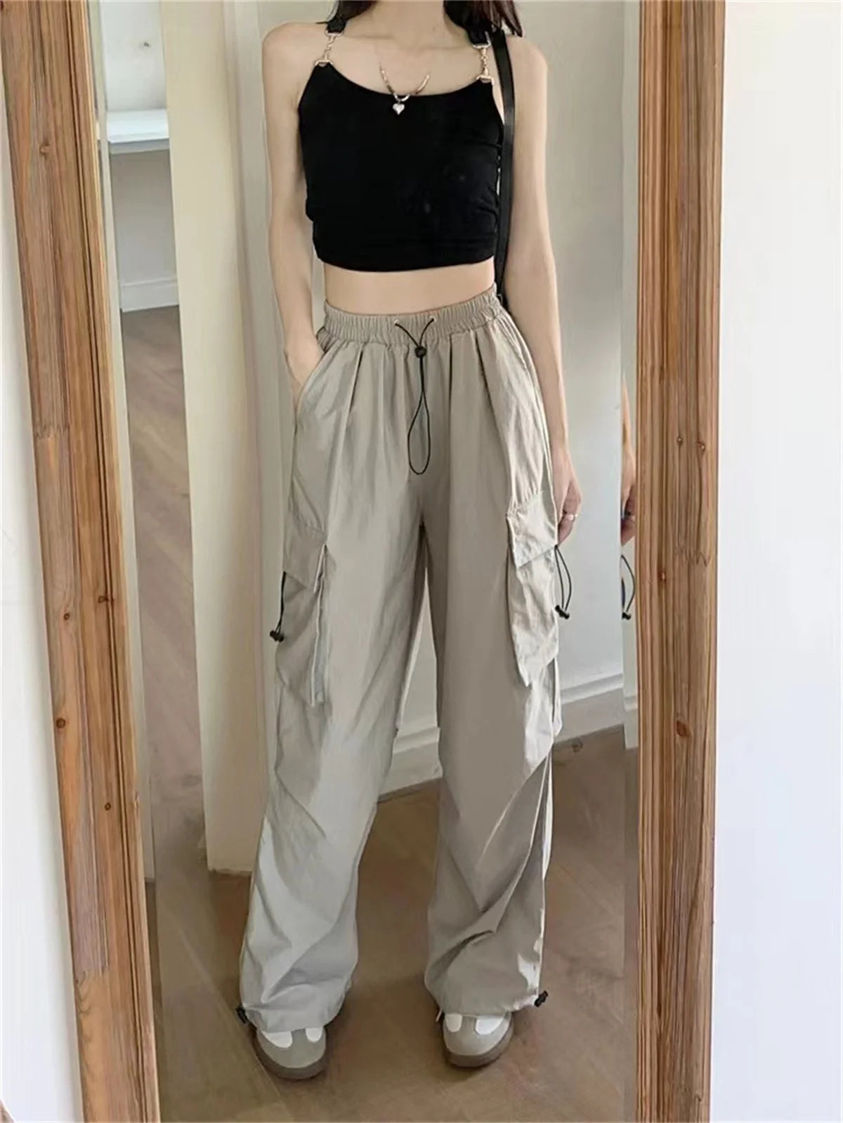 Red Big Pockets Cargo Pants Women High Waist Loose Streetwear Baggy Tactical Trouser Fashion Hip Hop Joggers Trousers Female