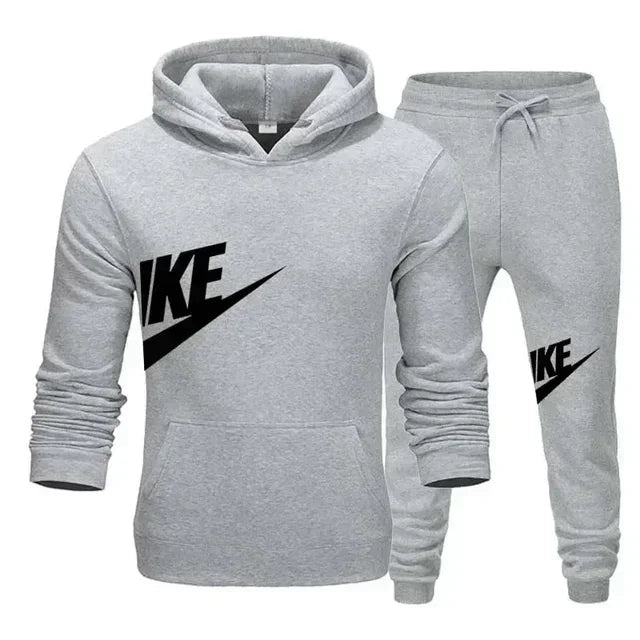 A new autumn and winter men's casual sportswear set of 2-piece hooded sweatshirt and long pants for outdoor fashionable jogging