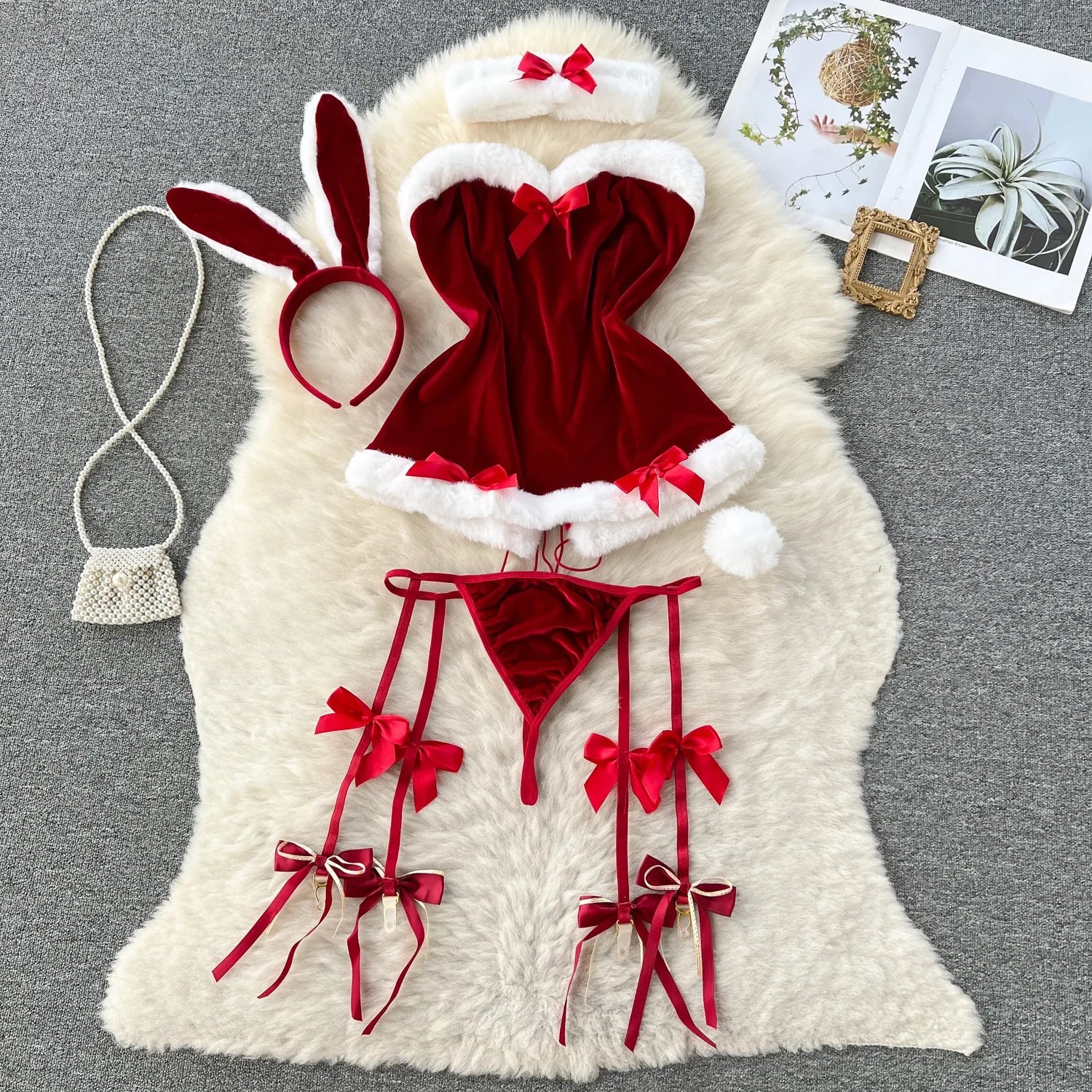 Women's Lingerie Set — Lace Bra, Panty & Suspender Outfit