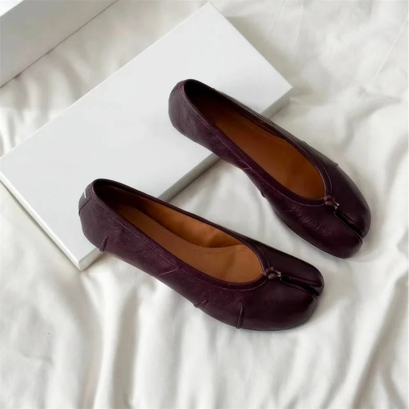 Split Toe Women Ballet Flats Shoes Soft Leather Comfortable Walking Shoes Retro Slip-on Loafers Ladies Casual Luxury Shoes 2026