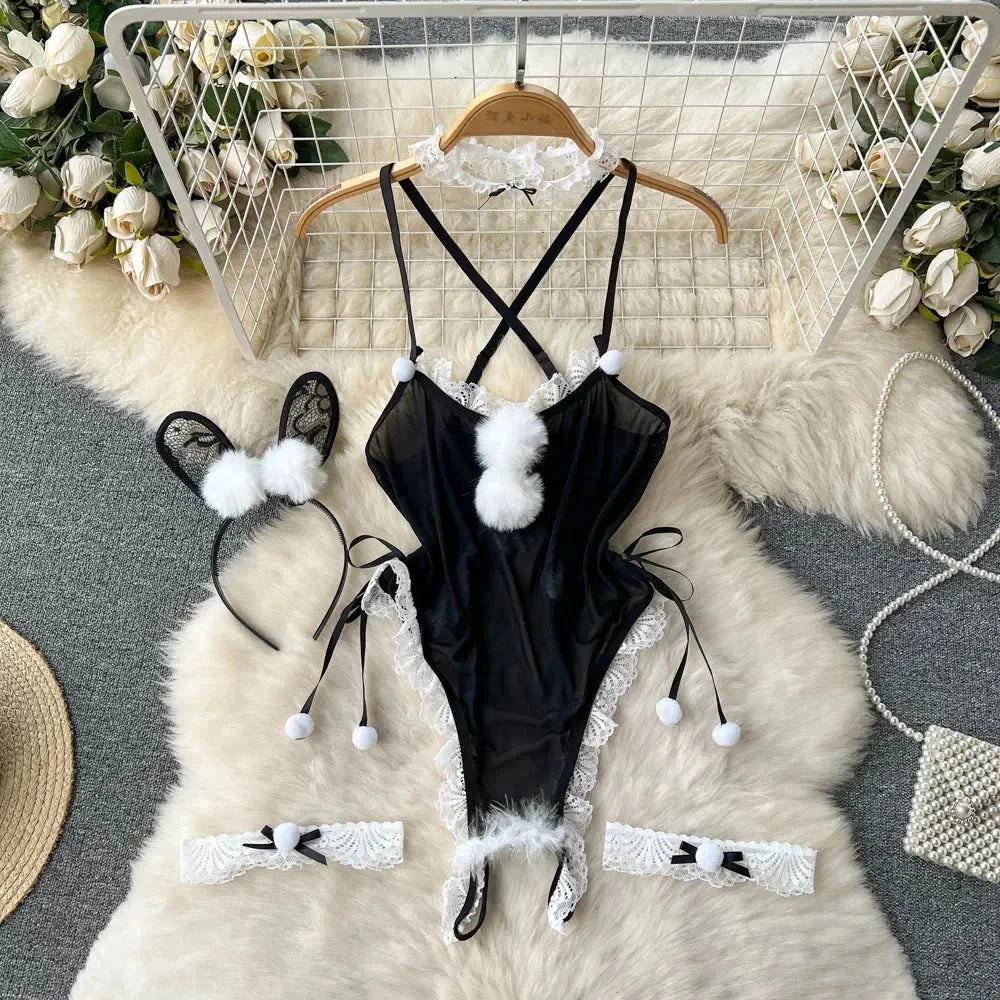 Women's Lingerie Set — Lace Bra, Panty & Suspender Outfit
