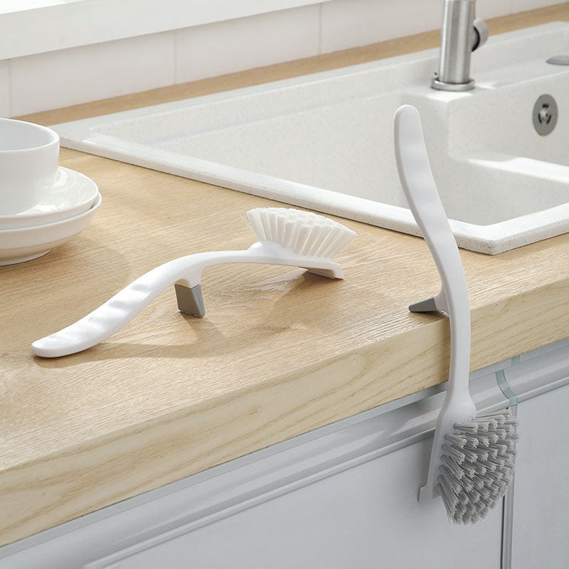 Kitchen Long Handle Descaling and Oil Cleaning Brush for Washing Dishes and Pots To Remove Dirt Without Damaging The Pot