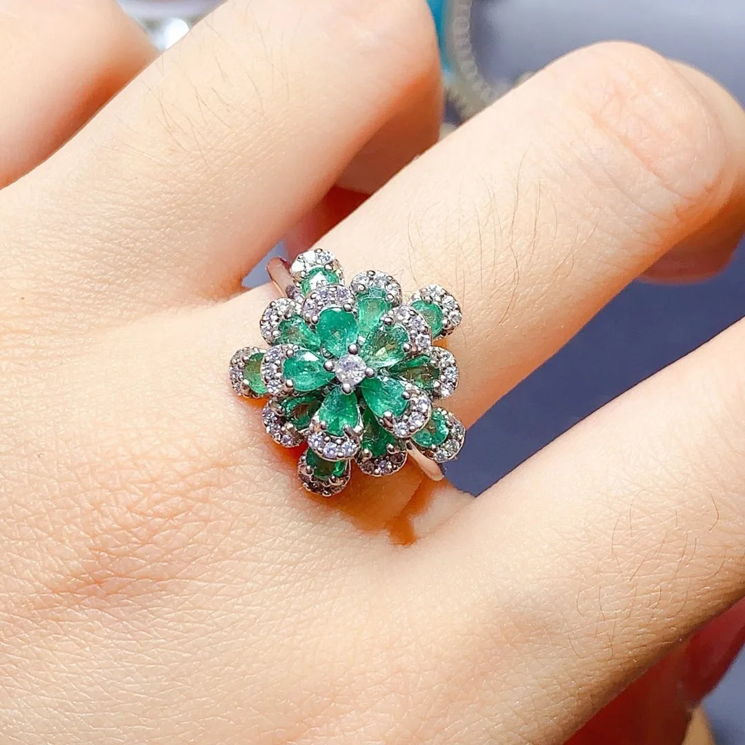 Designer Ring for Women Showcases A Stunning Natural Emerald in High Quality S925 Sterling Silver Pure Luxury Reimagined
