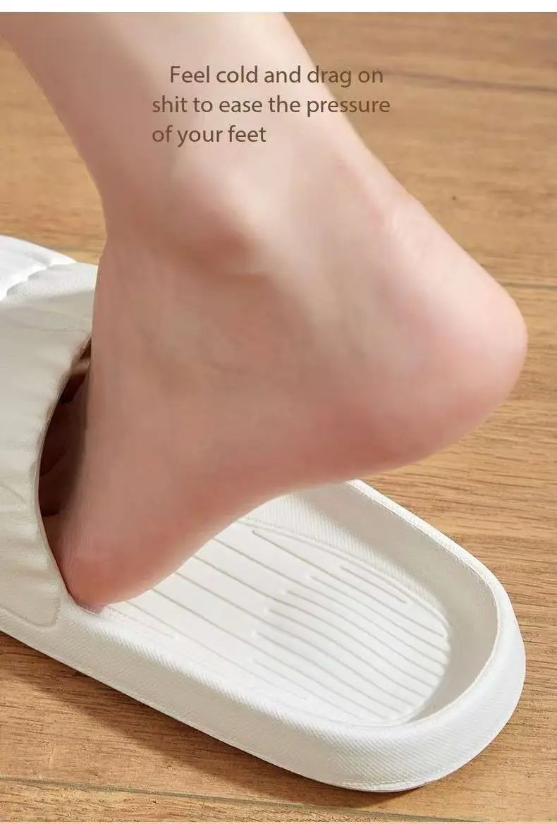 Women Soft Sole Cloud Slippers Thicken Platform Indoor Outdoor Beaches Sandals Summer EVA Non Slip Flip Flops 2025 New Wholesale
