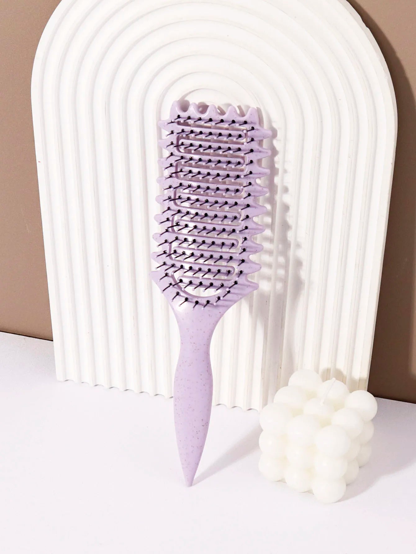 Curling styling brush - hollow massage comb, nylon mane, ABS plastic handle, comfortable grip Special for real hair wigs