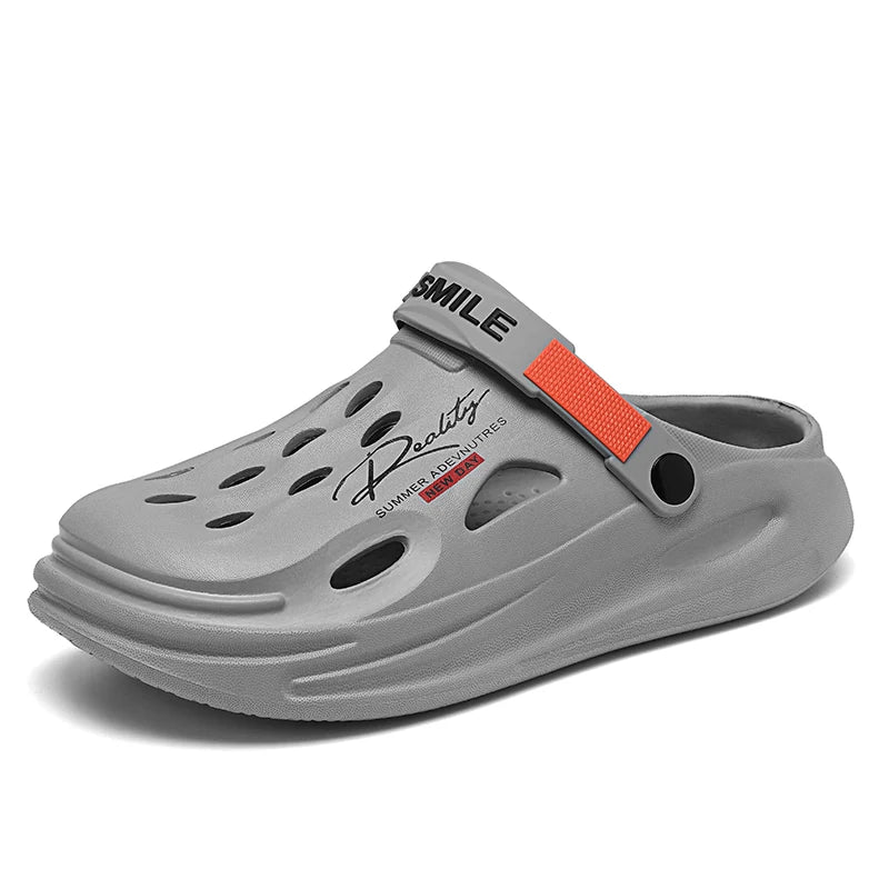Fashion Outdoor Garden Clogs Summer Slippers For Men Couple Casual Shoes Fashion Luxury Sandals Comfort Home Soft Slippers 40-45