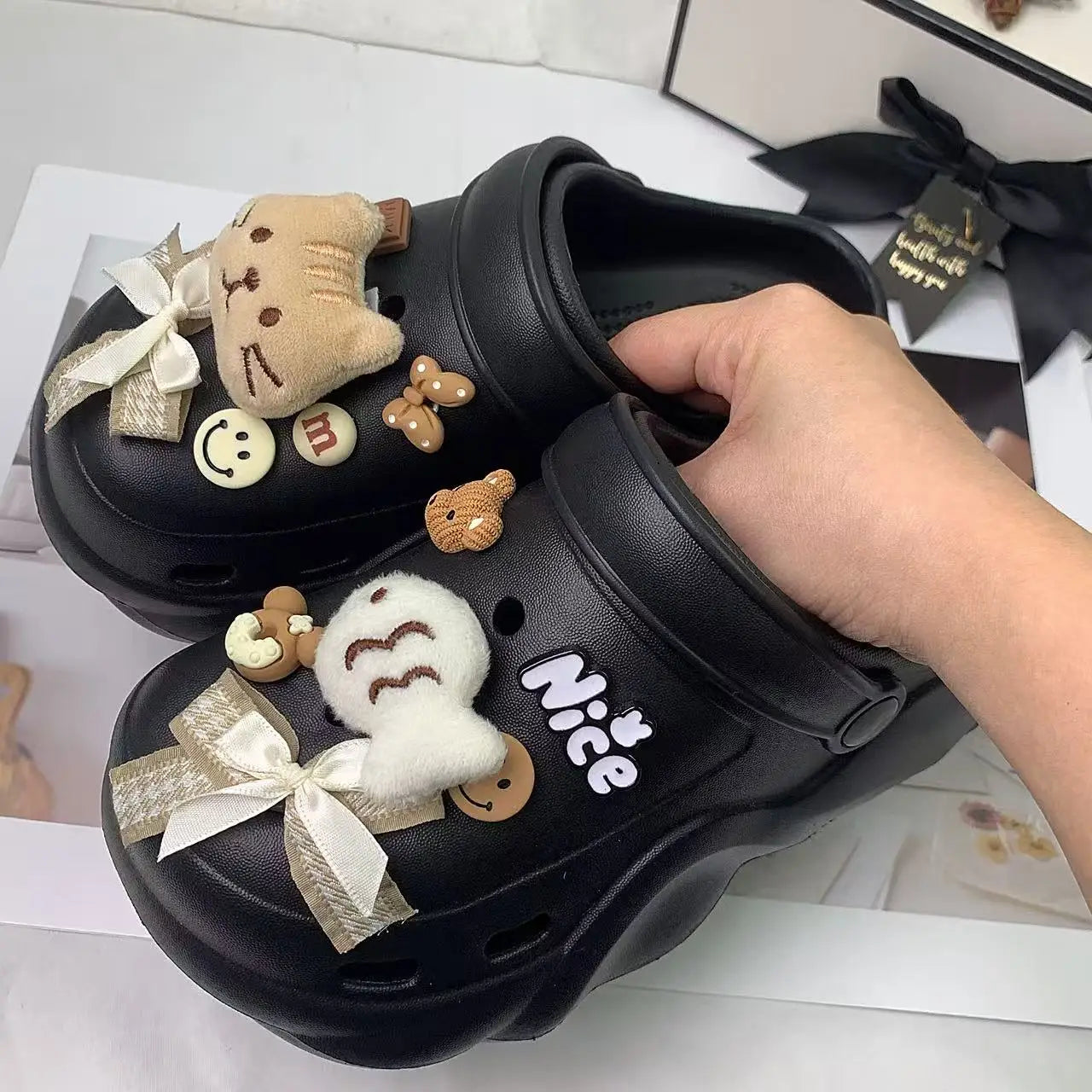 New Style Women's Clogs, Fashionable Cloud-Heel Thick-Soled Sandals for Summer, Made of Lightweight Eva Material, Comfortable Catfish-Patterned Set of Thick-Soled Sandals