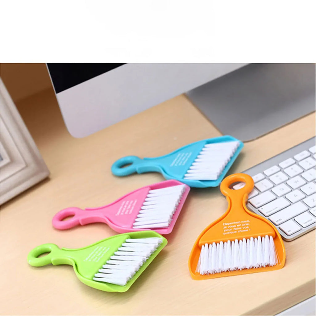 1 set Mini cleaning brush and dustpan set, desktop cleaning brush, cleaning tools ﻿