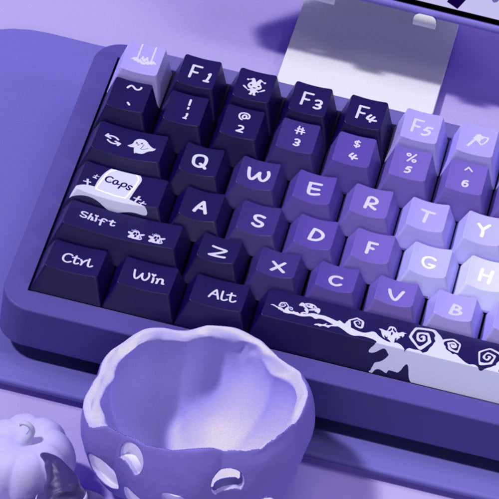 138/158 key with purple-black color scheme and anime-style keycaps, made of PBT material, with five-sided printing technology