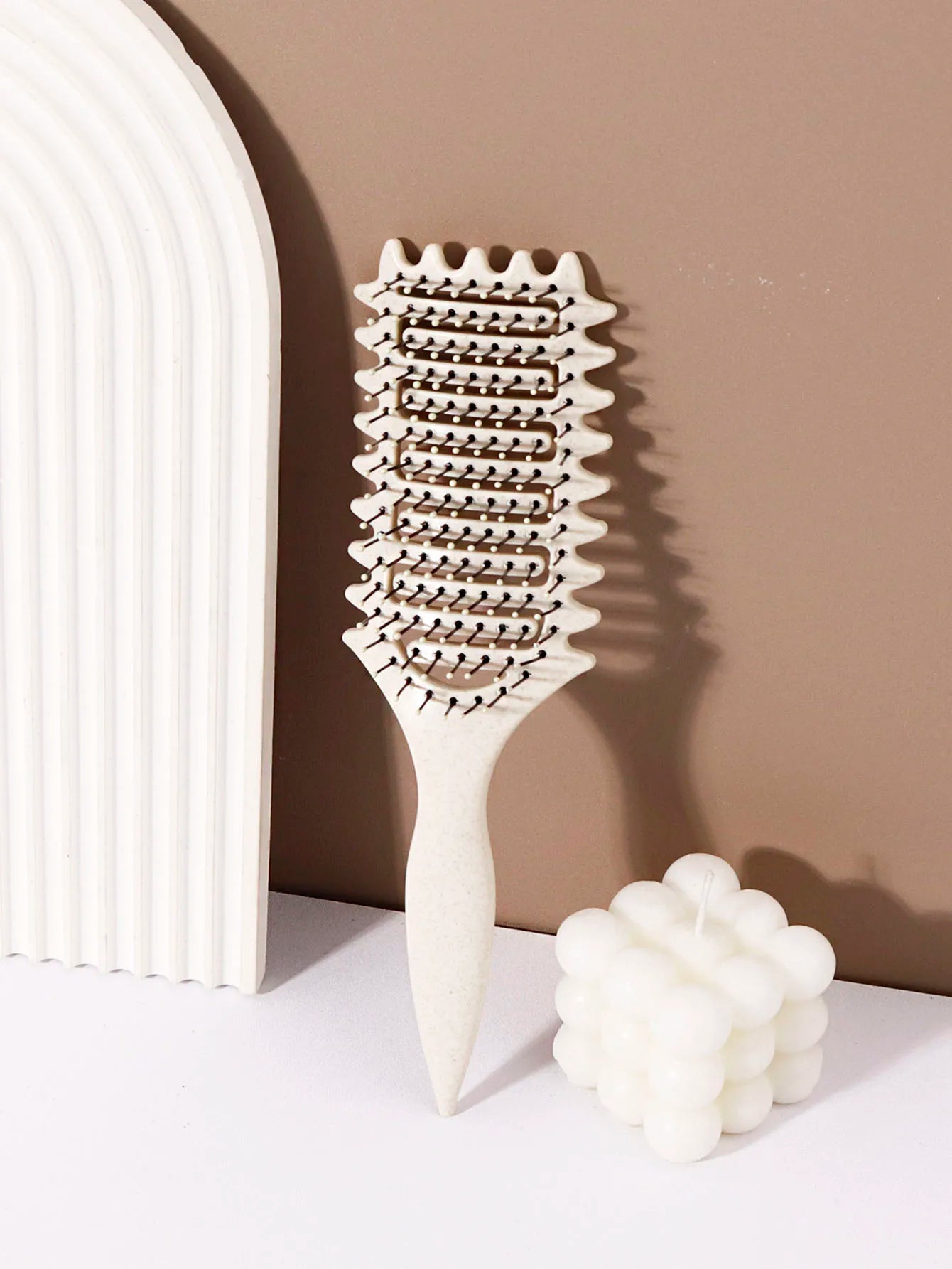 Curling styling brush - hollow massage comb, nylon mane, ABS plastic handle, comfortable grip Special for real hair wigs