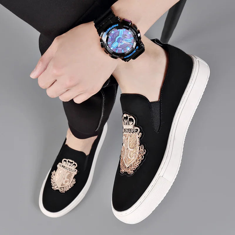 2025 Popular Summer Casual Shoes Men Comfortable Slip-On Embroidery Suede Leather Shoes European Style Loafers Men Black