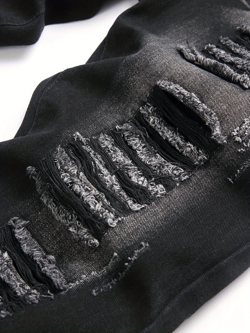 Men’s trendy streetwear: black ripped straight-leg jeans – an excellent gift for husbands or boyfriends.