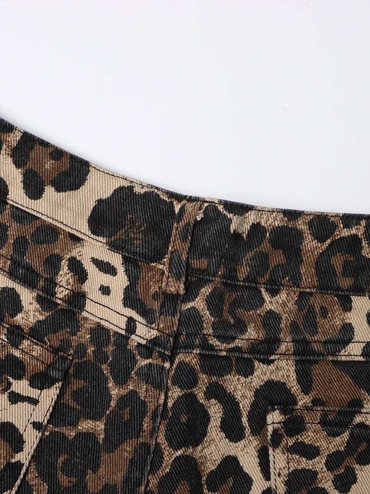TWOTWINSTYLE Leopard Ripped Wide Leg Jeans For Women High Waist Patchwork Button Loose Fashion Denim Pant Female Clothing New