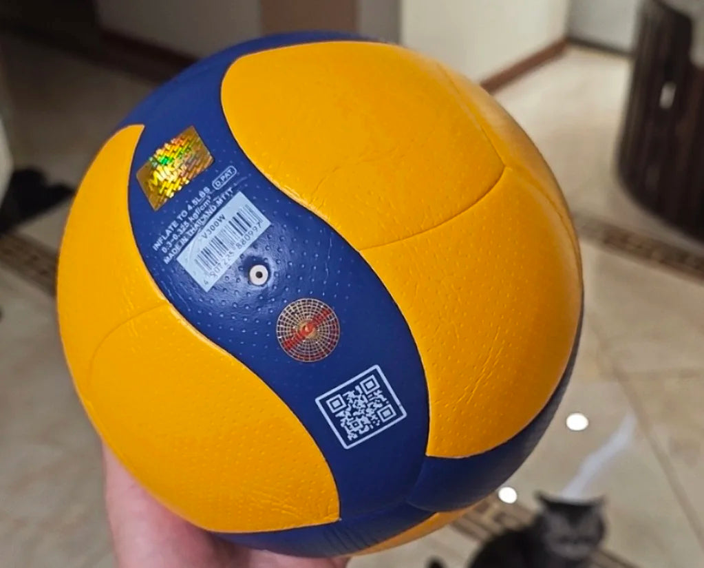 Original Japan V300W V200W Size 5 Professional Competition Training Soft Touch Volleyball