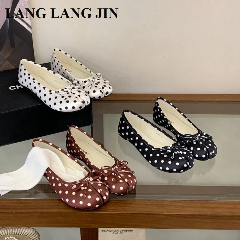 New Brand Women Flats Soft Ballet Shoes Slip On Loafers Soft Moccasins Tabi Ninja Casual Shoes Mujer Ladies Shoes Bow Knot Mujer