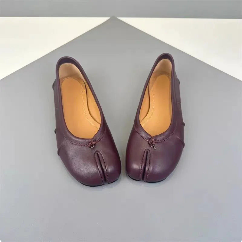 Split Toe Women Ballet Flats Shoes Soft Leather Comfortable Walking Shoes Retro Slip-on Loafers Ladies Casual Luxury Shoes 2026