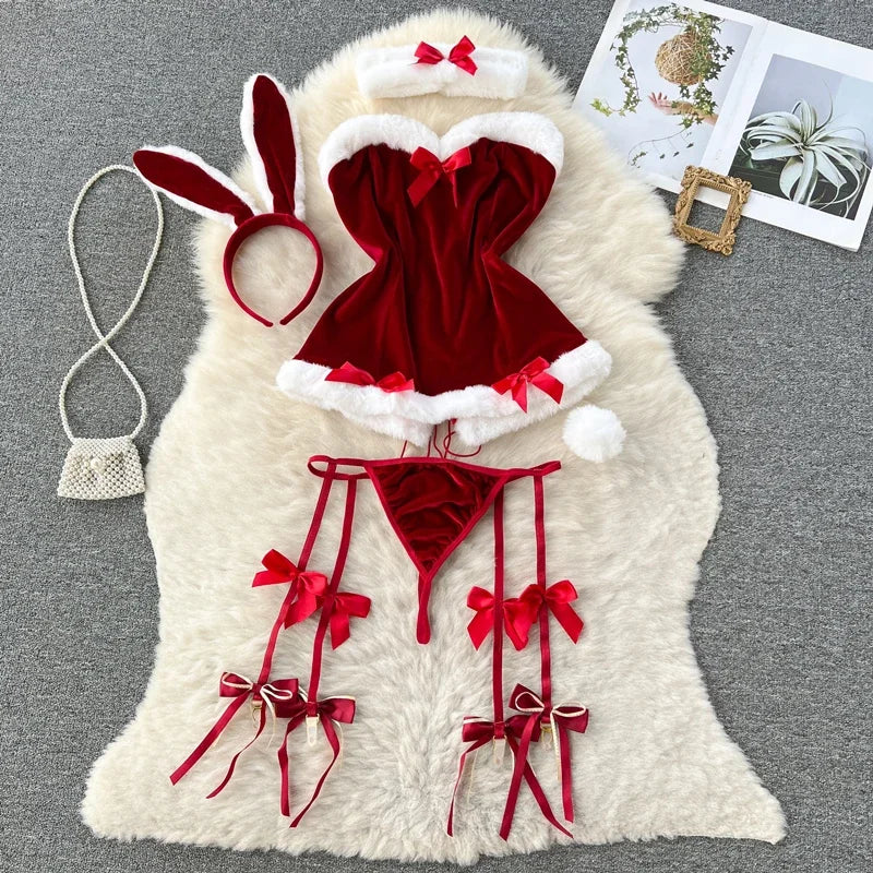 Women's Lingerie Set — Lace Bra, Panty & Suspender Outfit