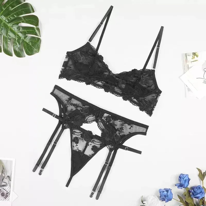 Women's Lace Embroidery Push-Up Bra & Panty Set — Deep V Lingerie