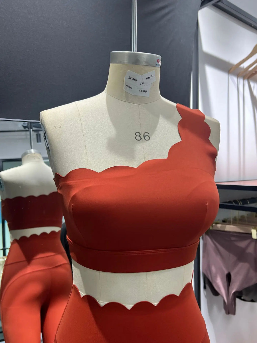One-shoulder Seamless Keep That Pump Sports Bra With Chest Pad Bras For Women Yoga Sports Top Shockproof Push-up Yoga Bra